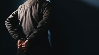 Hapšenje u Surčinu: Nasilnik napao bivšu ženu