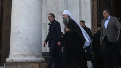 Patrijarh u kampanji: Pomaže Vučiću i Šapiću, sledeći je Dodik?