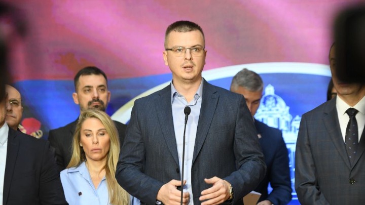 Parandilović: Poraz Orbana loša vest za Vučića