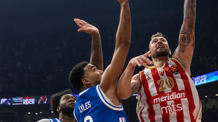 Zvezda bez iskusnog igrača otišla na meč sezone: Da li Obradović uopšte računa na njega?