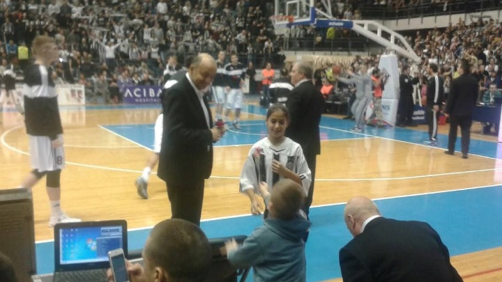 Pronašli smo devojčicu koju je Dule spasao neopravdanog u školi: 