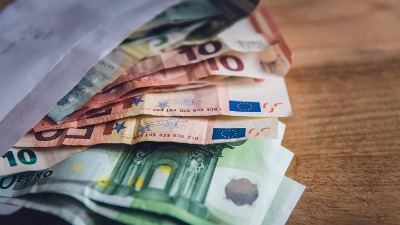 "Svaki punoletni građanin dugovaće Kini 1.000 evra"