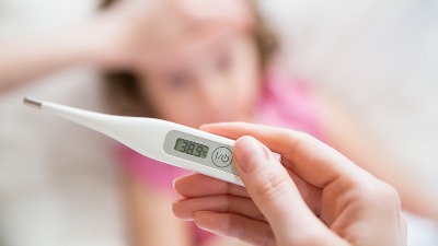 Dečak izazvao eksploziju da bi izbegao školu?! Stavio toplomer u zagrejanu rernu