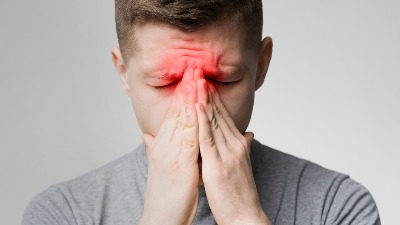 Zašto pad temperature donosi učestalije tegobe sa sinusima