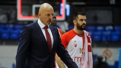 "Od prvog dana se traži plej i ne nađe ga niko! NEMA"