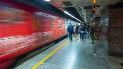 Radikalno rešenje: Berlin predlaže posebne vagone za žene u metrou