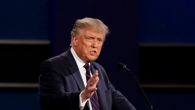 Tramp Zelenskom dao ultimatum