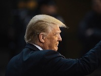 PRST U OKO TRAMPU: Žestoka poruka stigla iz Nemačke