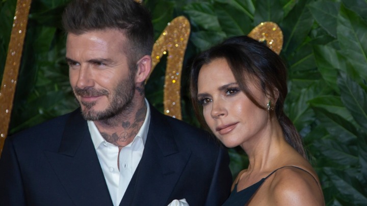 Prvo zajedničko pojavljivanje u javnosti Viktorije i Dejvida Bekama nakon Bruklinove ŠOK OPTUŽBE: Imali su VAŽAN povod (VIDEO) 