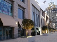 Borba protiv bahatih vozača: Katanac na točkovima za parkiranje na invalidskom mestu!