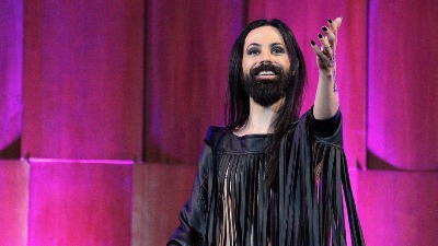 Božo Vrećo: Humanost nas čini boljima