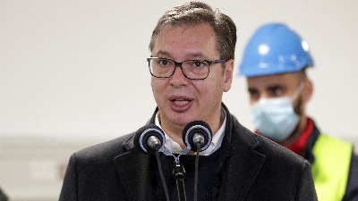 Vučić o ocu: Ima obostranu upalu pluća