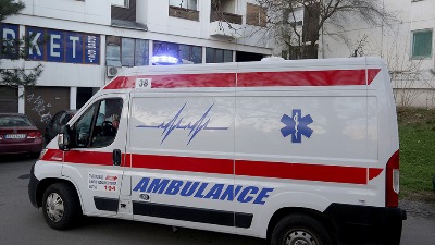 U Kaću dve osobe stradale u kamp prikolici