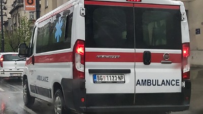 Dečak povređen u nesreći u Rakovici, prevezen u Urgentni
