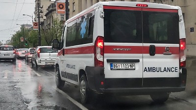 Oborena žena u centru Beograda! Bez svesti hitno hospitalizovana