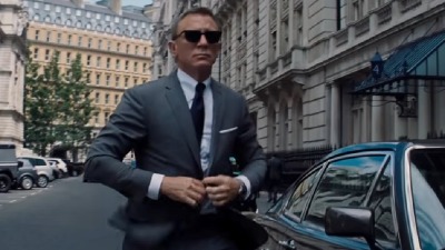 Krejg: Filmove o Bondu gledati u bioskopima