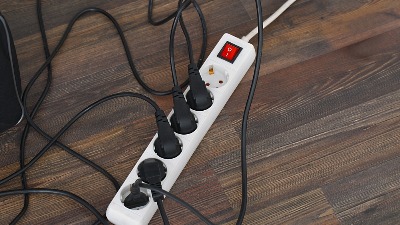 Stručnjak upozorava! OVIH 5 kućnih uređaja nose NAJVEĆI RIZIK ZA IZBIJANJE POŽARA