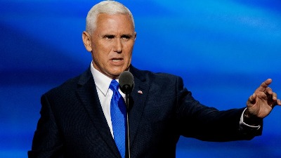 Pomoćnik potpredsednika SAD ima koronu