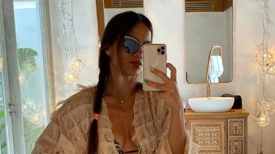 Lepa i trudna bodrila Troickog! (FOTO)