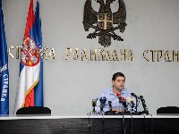 Radikali kažu da su spremni za izbore i traže od Macuta da se suprotstavi Piculinoj rezoluciji