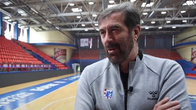 Veselin Vujović: Sramota me je što smo morali da sačekamo studente da pokrenu Srbiju