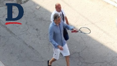 EKSKLUZIVNO Čeda u osvajačkom pohodu sa reketom u ruci (FOTO) EKSKLUZIVNO Čeda u osvajačkom pohodu sa reketom u ruci (FOTO)