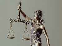 Zaposleni u pravosuđu napustili sastanak sa ministrom