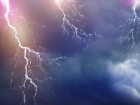 Stižu GRMLJAVINA i PADAVINE: Evo šta nas čeka tokom noći