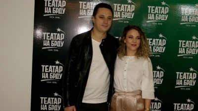 Andrijina partnerka na sceni mesec posle porođaja