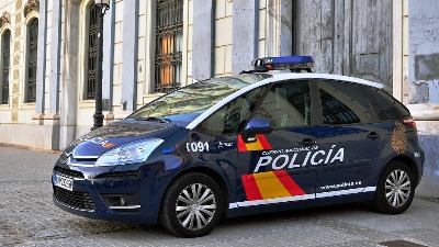 Hteo da proda lažnog Leonarda za 1,3 miliona evra, pa uhapšen Hteo da proda lažnog Leonarda za 1,3 miliona evra, pa uhapšen