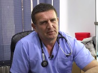 Dr Žujović: Opozicija se plaši da ne naljuti Vučića (VIDEO)