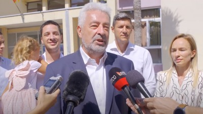 "Nedopustivo da Vučić osam godina ne dođe u CG"
