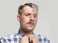 Ljudi NAGLO STARE u ovim godinama: Naučnici otkrili 2 SKOKA starenja 