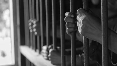 Šef obezbeđenja zatvora uhapšen zbog dečje pornografije