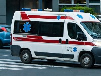 Šta je "panik poziv" iz vozila i kome se upućuje: Funkcioniše li broj 112 u Srbiji?