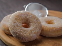 Naše bake su uvek dodavale ovaj sastojak u testo za krofne: Zato uvek ispadnu mekane