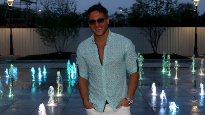 Saša Kovačević u uskom šortsu, mišići "pucaju" (FOTO)