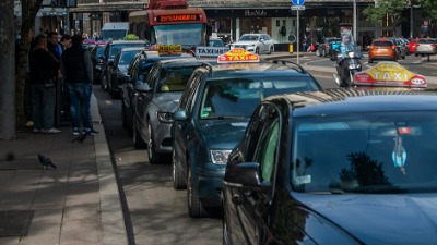 Taksista u Beogradu ojadio stranca za 100 evra, sledi kazna