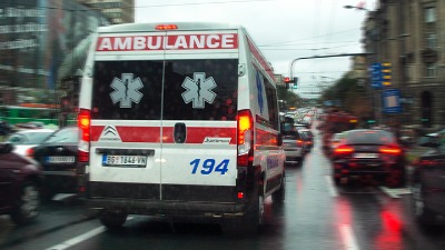 Težak udes kod Slavije: Sudarili se kamion i autobus