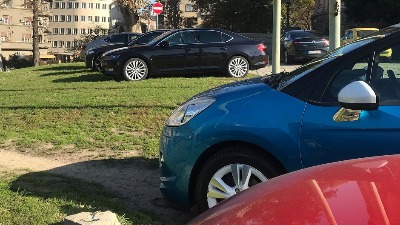 Ni komunalne, ni "Oko sokolovo": A kazne poslanicima? Ni komunalne, ni "Oko sokolovo": A kazne poslanicima?