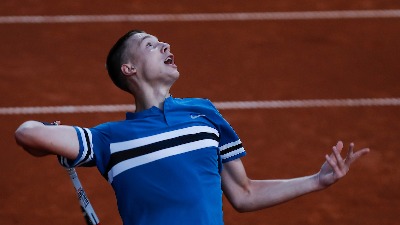 Bravo, Hamade! Međedović savladao sedmog tenisera sveta u Barseloni