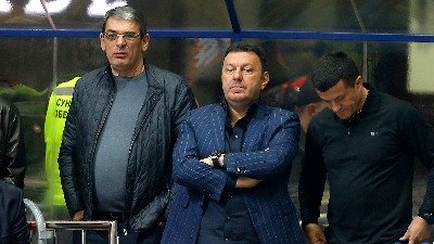Predsednik Budućnosti upao u svlačionicu i pretio sudijama posle meča sa Partizanom