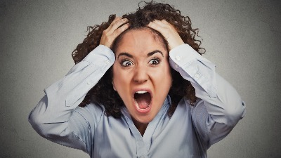 10 najčešćih posledica stresa: Glavobolje, akne...