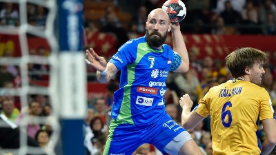 Slovenci se otrovali hranom: "Momci su vrištali od bolova"