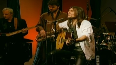 Falilo im minutaže, pa napisali "Da li znaš da te volim"