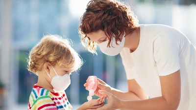 "Sve više dece obolele od kovida, zaražene i bebe" "Sve više dece obolele od kovida, zaražene i bebe"