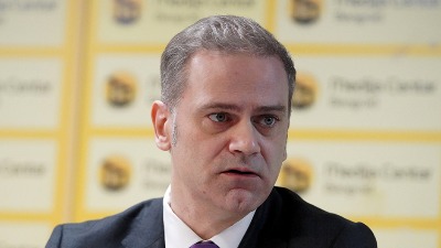 "Vučić doživeo fijasko, a angažovane su 4 lobi firme i potrošeno stotine hiljade evra za let Falkona"