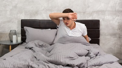 Stalno se budite u toku noći? Možda ste ljuti ili povređeni