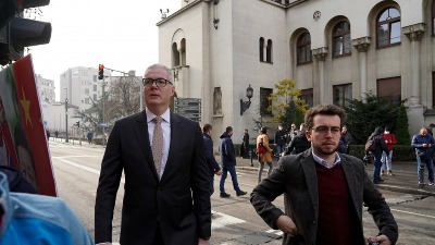 Tomašević na SNS skupove protiv blokada dolazi u mercedesu koji je registrovan u SAD. Odakle mu?