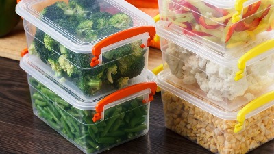 Zašto treba izbegavati plastične posude za hranu?